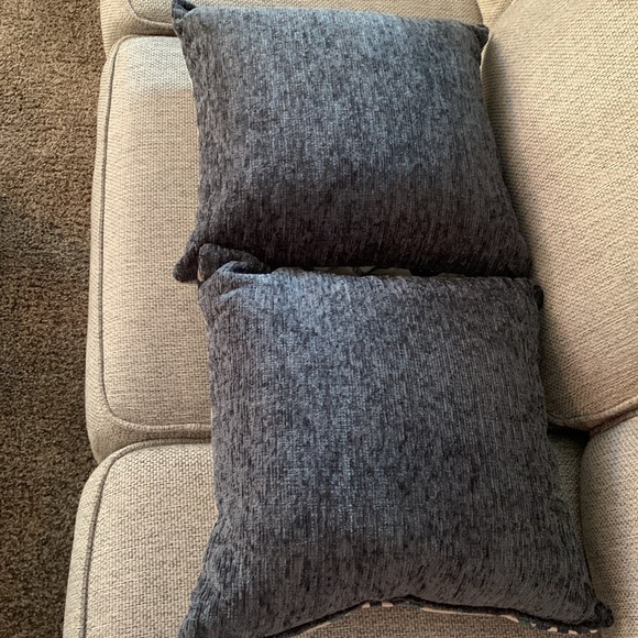 NWOT Throw Pillows - Picture 7 of 11